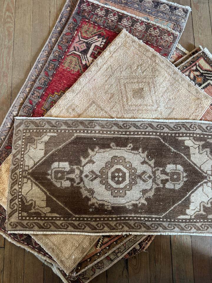 Yastiks | Antique Rugs