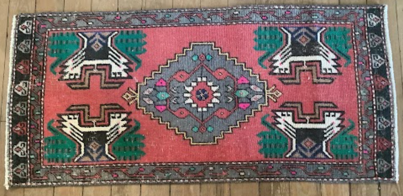 Dottie Vintage Rug | 43.5" X 20"