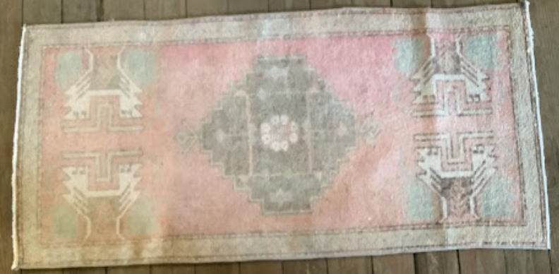 Hazel Vintage Rug | 40" X 19"