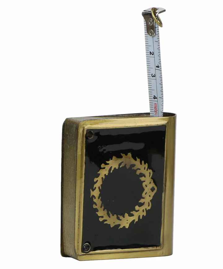 Measuring Tape Box with Wreath