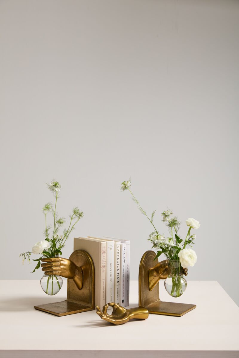Handheld Bookend