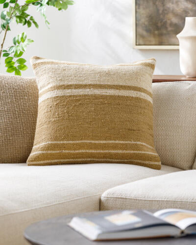Pat Pillow 22"x22"